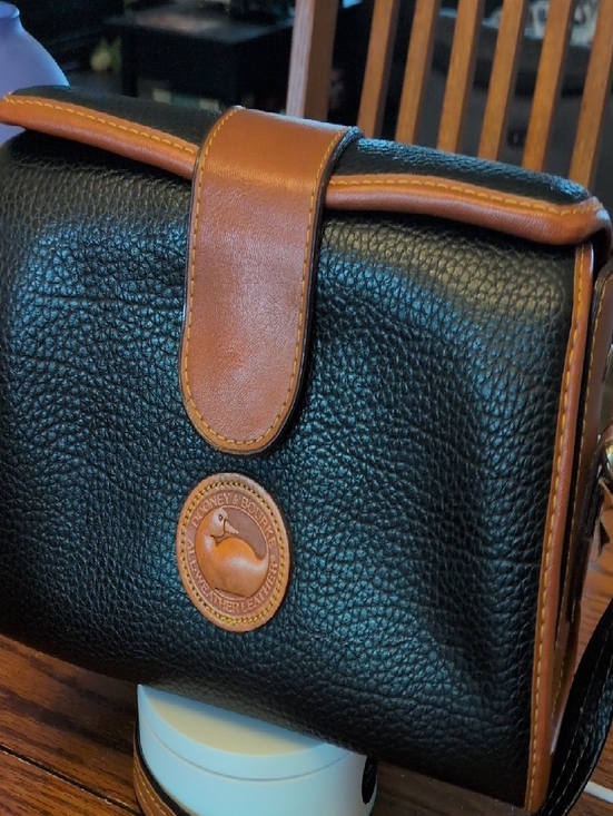 Dooney & Bourke Handbags - Dooney & Bourke Vintage 1990 Black Pebbled Leather Crossbody
